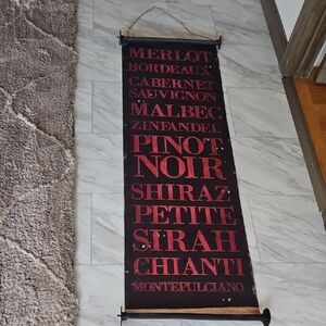 Wine-Themed Wall Hanging Decor